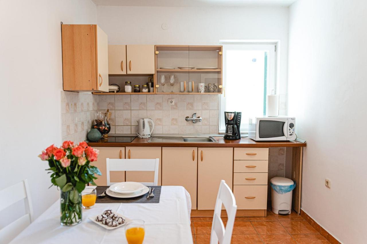 שיבניק Korallion Apartment מראה חיצוני תמונה